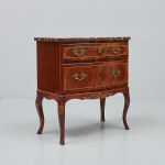 1175 5561 CHEST OF DRAWERS